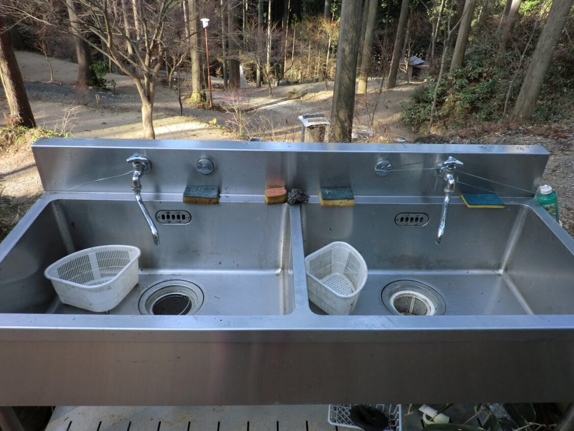 初木もれ陽の森_洗い場