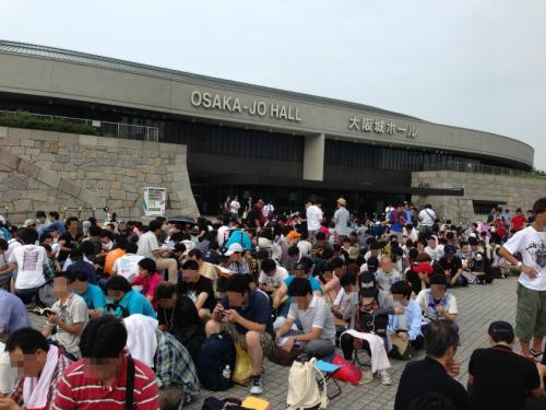 LIVE CIRCUS_物販列