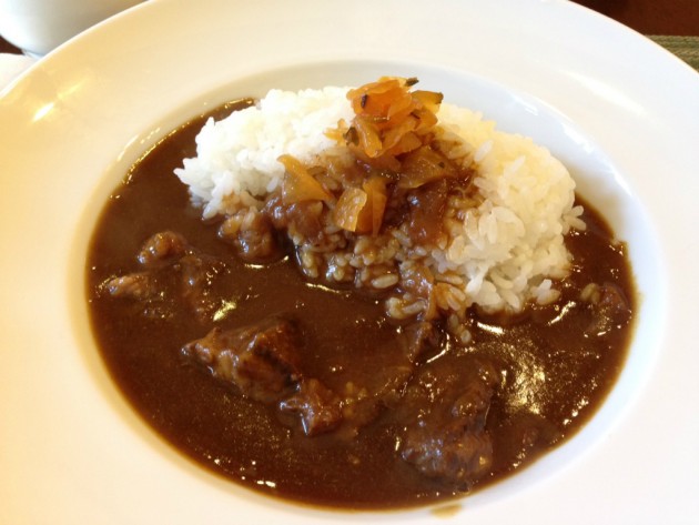カンパニュラの牛すじカレー