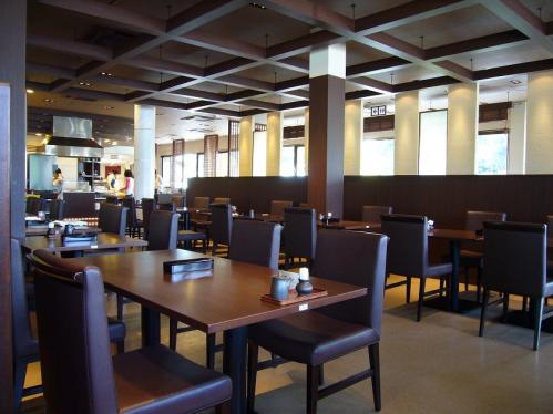 とれとれ亭_店内