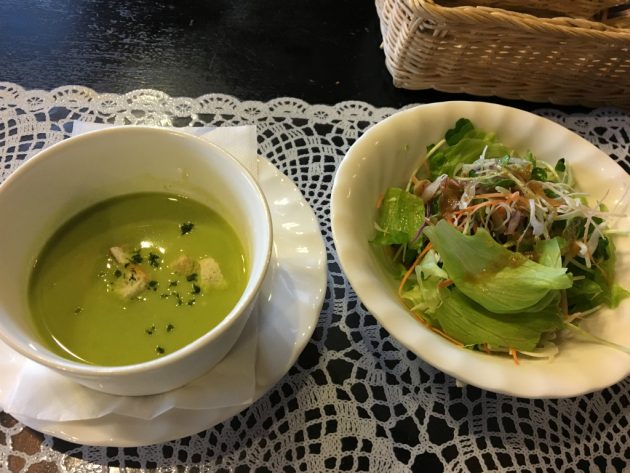 宮崎イーハトーヴ_ランチのスープとサラダ