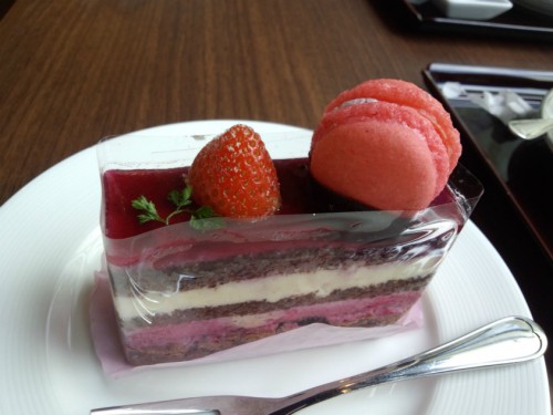 よつば珈琲ケーキ