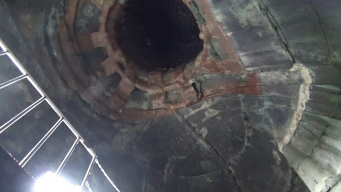 鎌倉大仏(高徳院) 大仏胎内の上の方