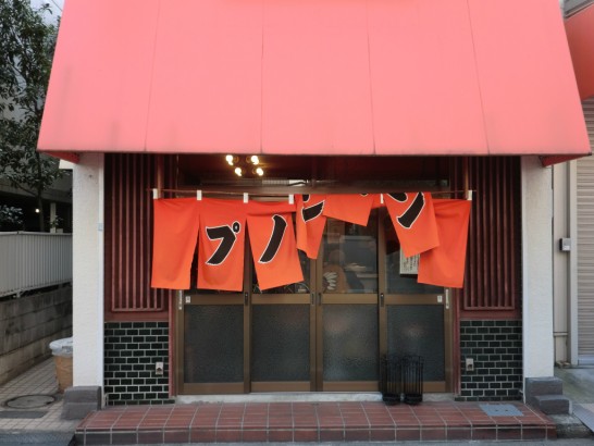 プノンペン外観