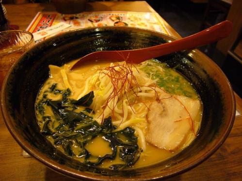 河内ラーメン 喜神 味噌とんこつ