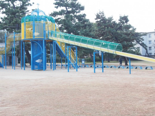 浜寺公園_真ん中辺りの滑り台