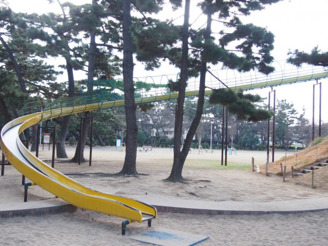 浜寺公園_タコ横滑り台2