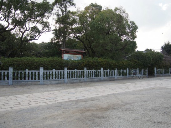 大鳥大社_本殿前