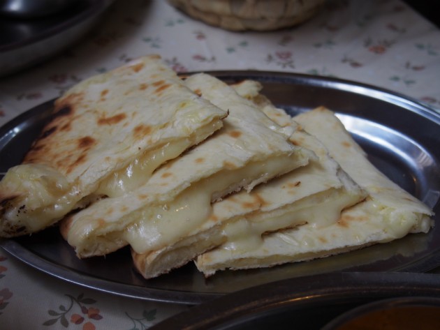 DEVI堺店_チーズナン