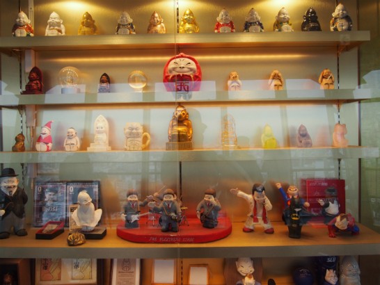 ビリケン人形たくさん