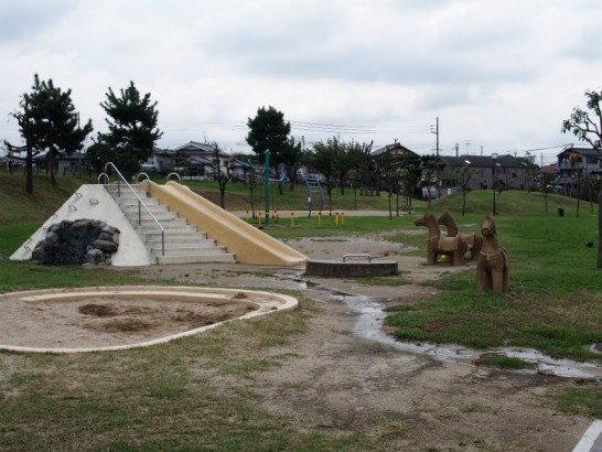 ニサンザイ古墳の公園