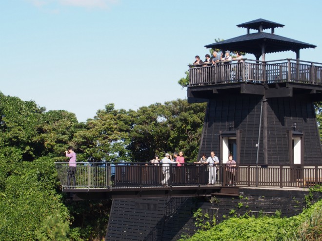 聖域の岬(珠洲岬)横から見た空中展望台