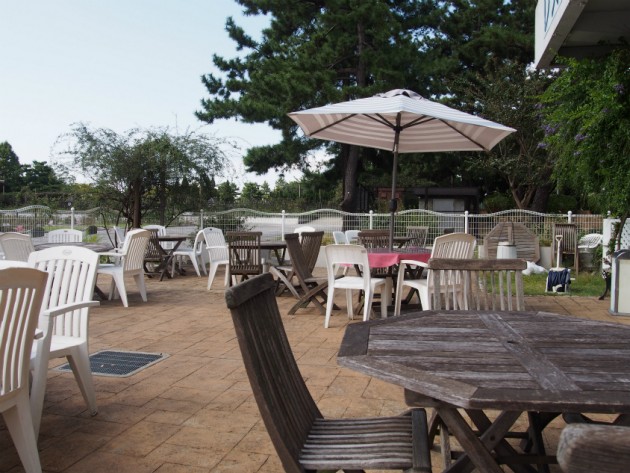 浜寺公園レストハウス_テラス