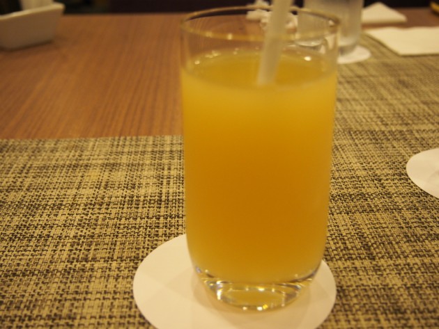 アゴーラリージェンシー_アップルジュース