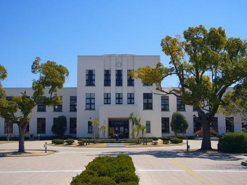 豊郷小_正面外観