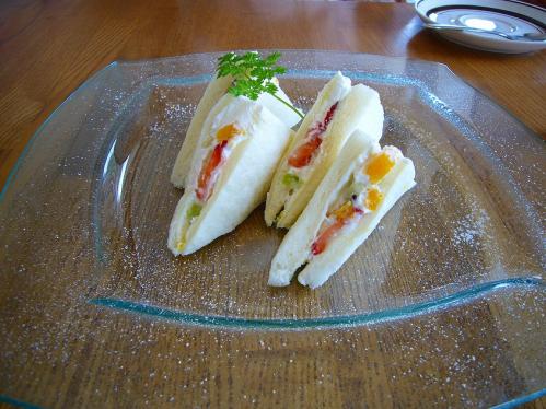 岡山_カロリフルーツサンド