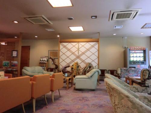 み奈美亭_ロビー