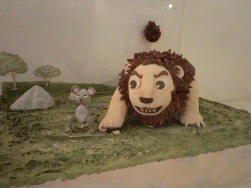 お菓子の城_ライオン