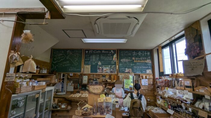 ちはやあかさか　店内
