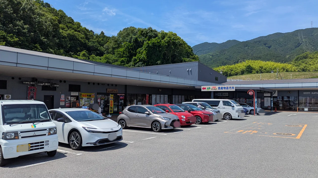 道の駅かつらぎ 駐車場 大型車スペース